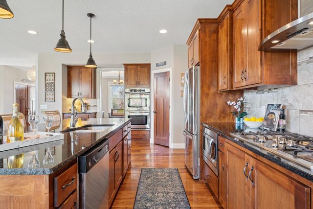 4212 Parkview Lane, Anoka, MN 55303