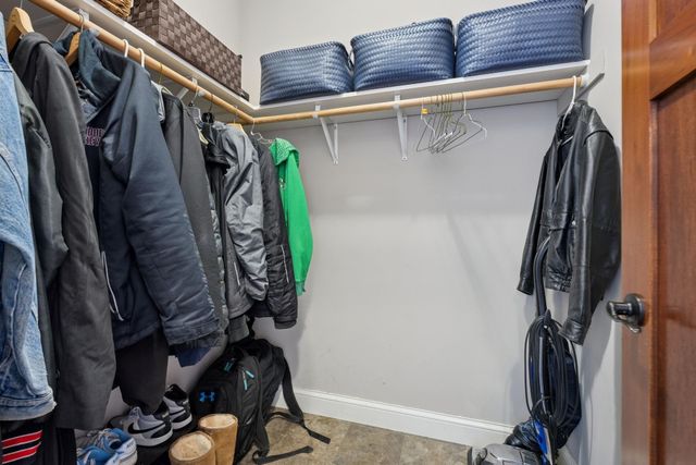 4212 Parkview Lane, Anoka, MN 55303