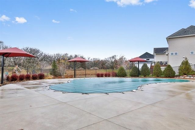 4212 Parkview Lane, Anoka, MN 55303