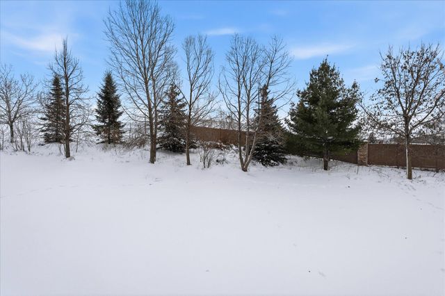 4212 Parkview Lane, Anoka, MN 55303