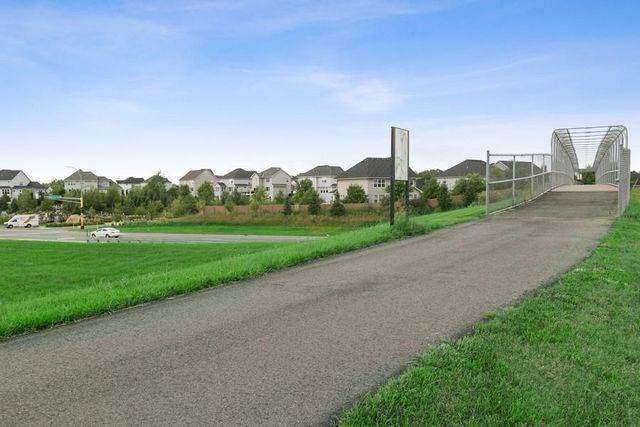 4212 Parkview Lane, Anoka, MN 55303