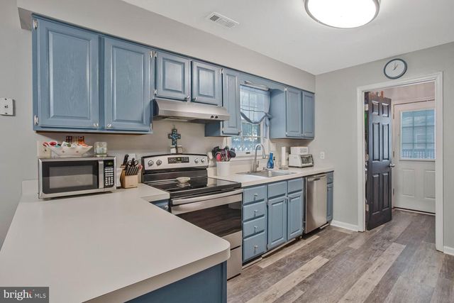 1330 JORDAN DR, Shady Side, MD 20764