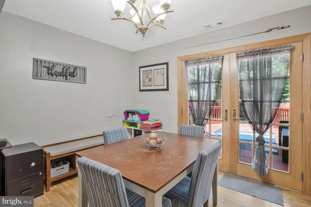 1330 JORDAN DR, Shady Side, MD 20764