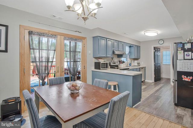 1330 JORDAN DR, Shady Side, MD 20764