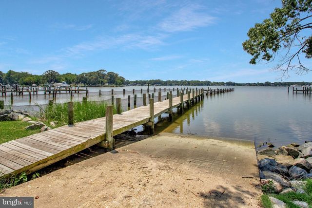 1330 JORDAN DR, Shady Side, MD 20764