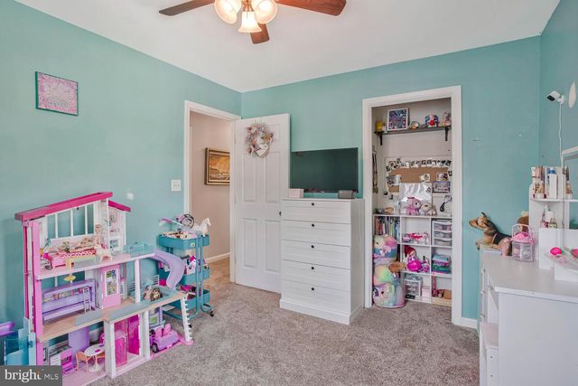 1330 JORDAN DR, Shady Side, MD 20764