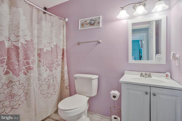 1330 JORDAN DR, Shady Side, MD 20764