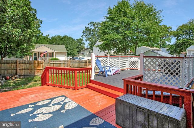 1330 JORDAN DR, Shady Side, MD 20764