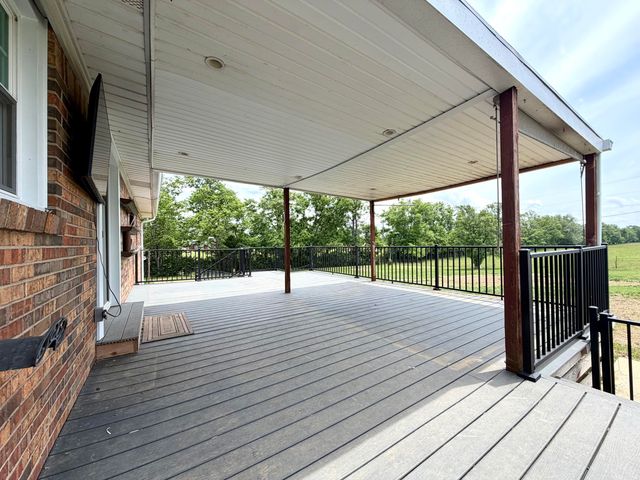 1636 Bellows Mill Road, Harrodsburg, KY 40330