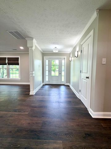 1636 Bellows Mill Road, Harrodsburg, KY 40330
