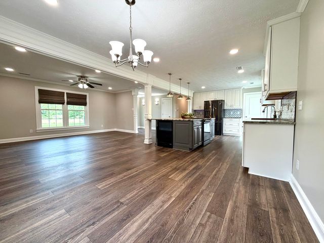 1636 Bellows Mill Road, Harrodsburg, KY 40330