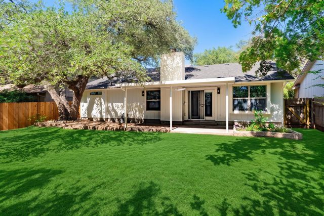 3609 Oak Creek DR, Austin, TX 78727