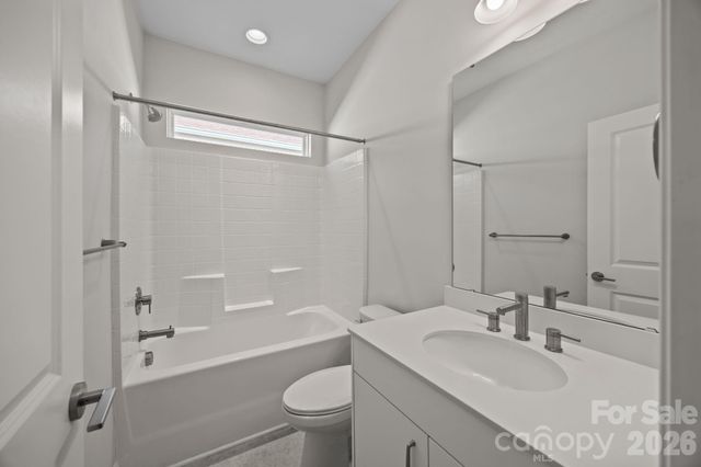 5968 Pier Drive, Denver, NC 28037