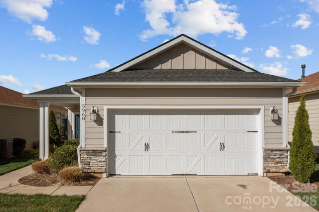 5968 Pier Drive, Denver, NC 28037