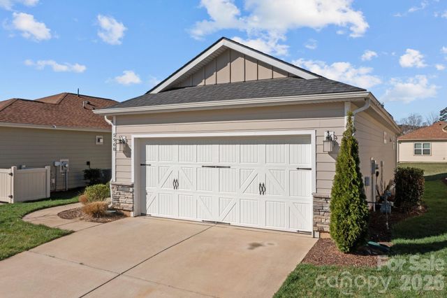 5968 Pier Drive, Denver, NC 28037