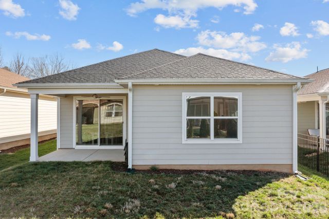5968 Pier Drive, Denver, NC 28037