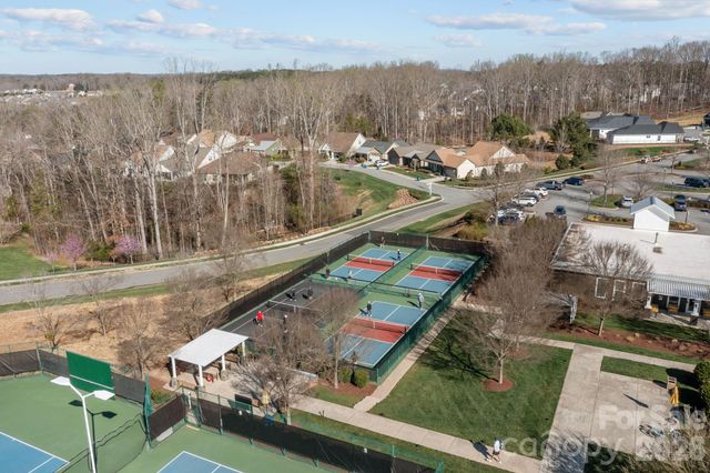 5968 Pier Drive, Denver, NC 28037