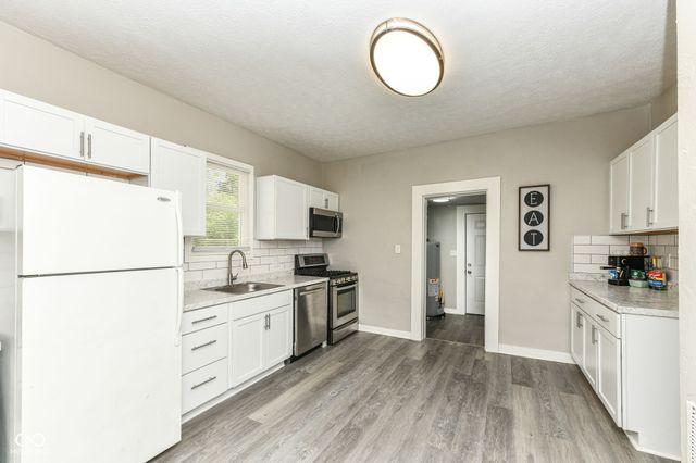 1525 W 5th Street, Anderson, IN 46016