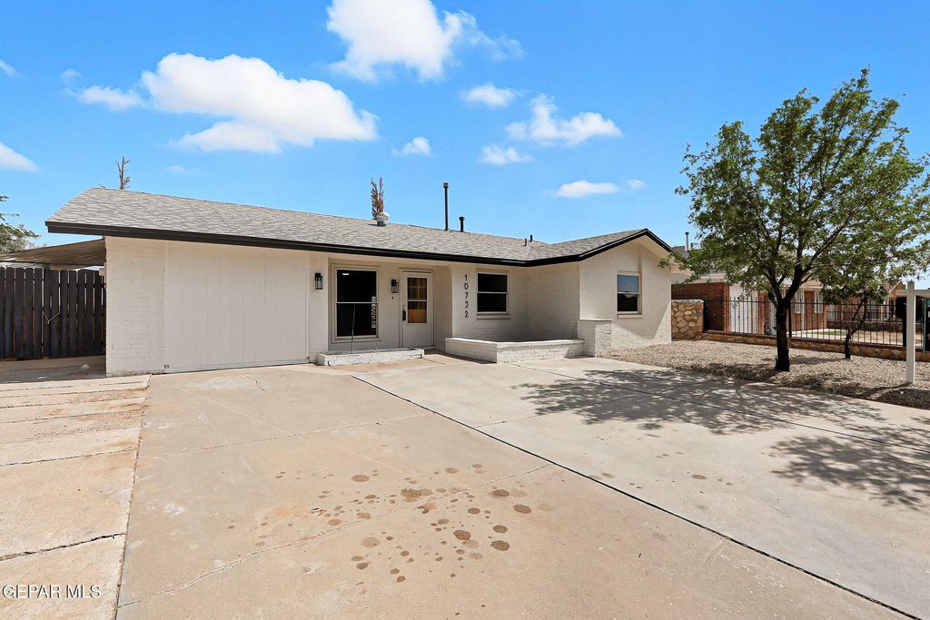 10732 Sapphire Drive, El Paso, TX 79924