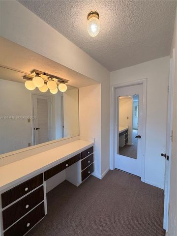 3860 NE 170th Street 304, North Miami Beach, FL 33160
