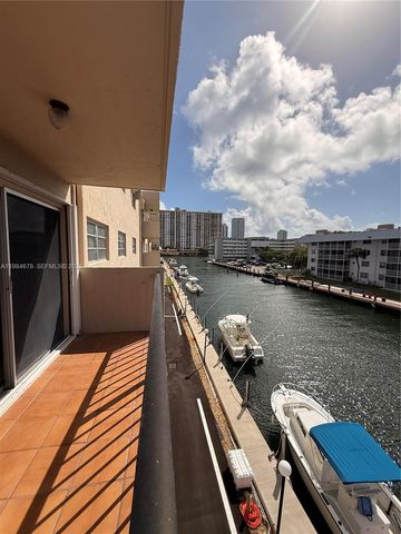3860 NE 170th Street 304, North Miami Beach, FL 33160