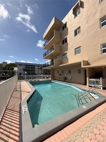 3860 NE 170th Street 304, North Miami Beach, FL 33160