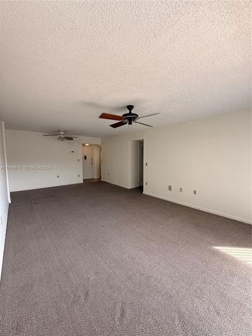 3860 NE 170th Street 304, North Miami Beach, FL 33160