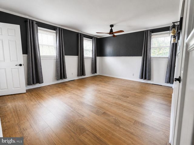 111 WINDING LN, Cinnaminson, NJ 08077