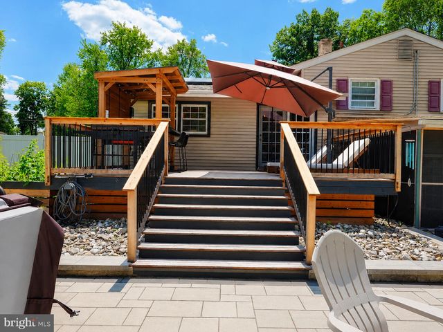 111 WINDING LN, Cinnaminson, NJ 08077