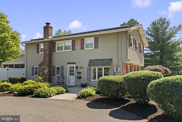 111 WINDING LN, Cinnaminson, NJ 08077