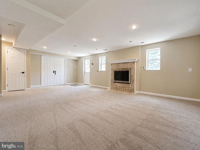 111 WINDING LN, Cinnaminson, NJ 08077