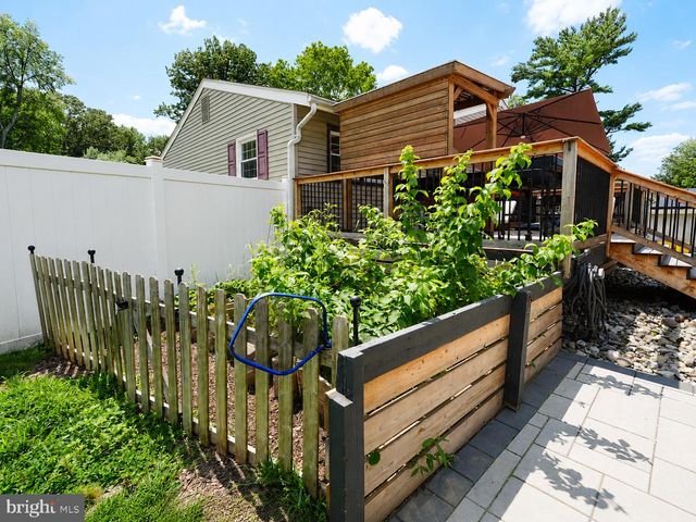 111 WINDING LN, Cinnaminson, NJ 08077