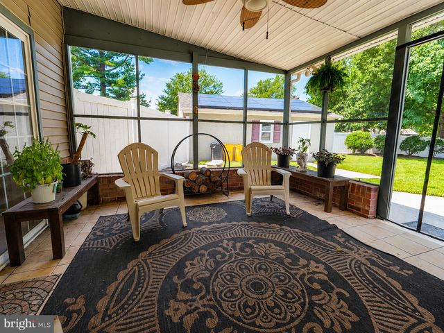 111 WINDING LN, Cinnaminson, NJ 08077