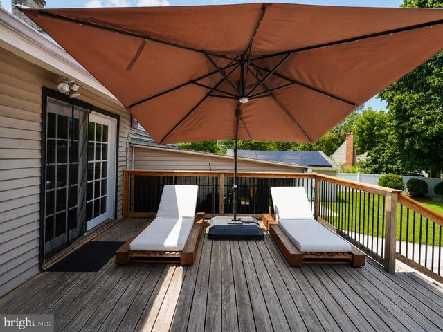 111 WINDING LN, Cinnaminson, NJ 08077