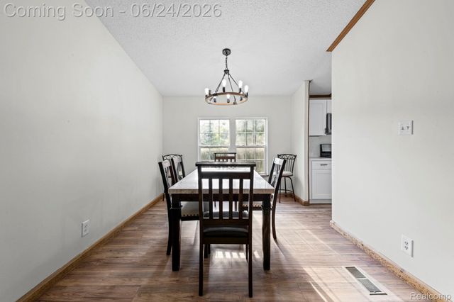 2190 Seymour Lake Road, Brandon Charter Township, MI 48462