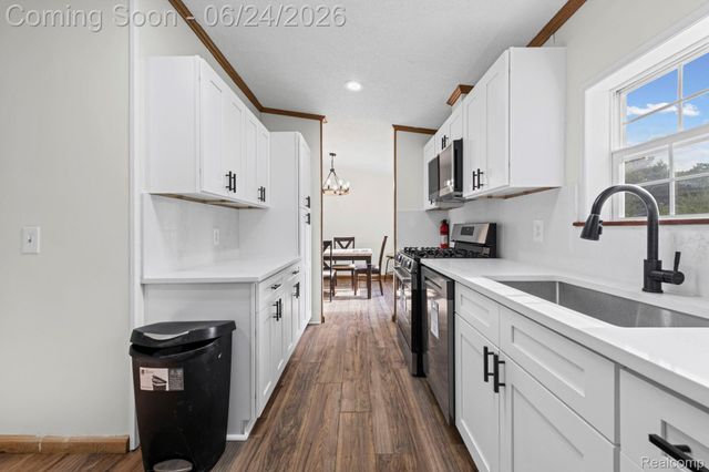 2190 Seymour Lake Road, Brandon Charter Township, MI 48462