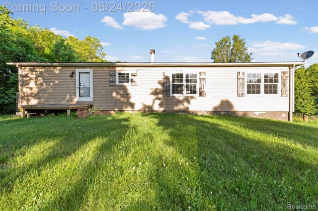 2190 Seymour Lake Road, Brandon Charter Township, MI 48462