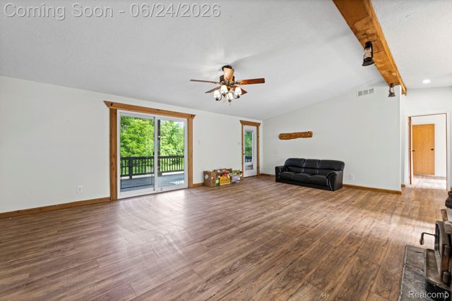 2190 Seymour Lake Road, Brandon Charter Township, MI 48462