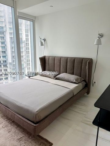 300 Biscayne Boulevard Way 3308W, Miami, FL 33131