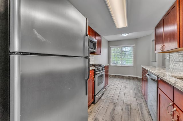 251 Fieldcrest Street, Ann Arbor, MI 48103