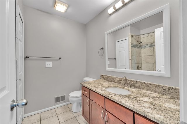 251 Fieldcrest Street, Ann Arbor, MI 48103