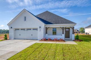 207 Zinnia Lane, Dothan, AL 36305