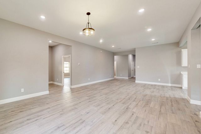 706 Poinsettia Drive, Lancaster, TX 75146