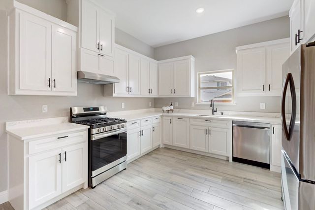 706 Poinsettia Drive, Lancaster, TX 75146