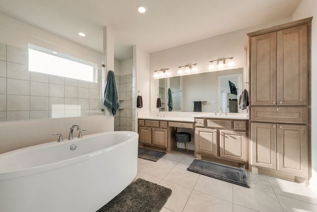 481 Ike Road, Waxahachie, TX 75165