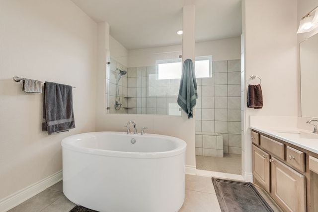 481 Ike Road, Waxahachie, TX 75165
