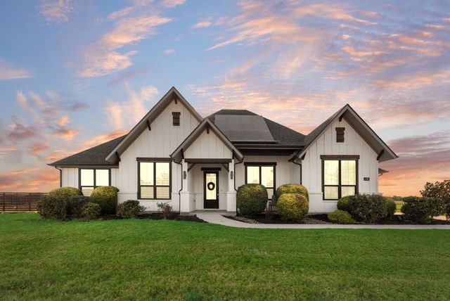 481 Ike Road, Waxahachie, TX 75165
