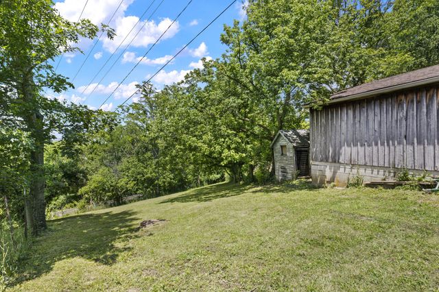 302 College Street, Sadieville, KY 40370