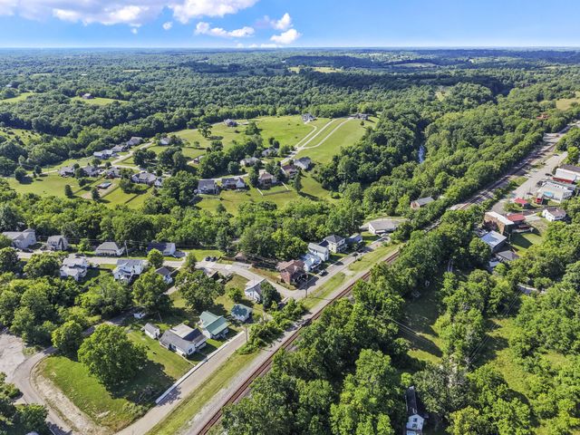 302 College Street, Sadieville, KY 40370
