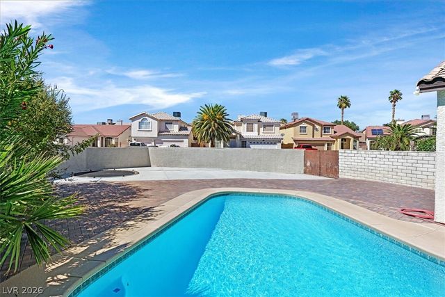 1715 Green Apple Way, Las Vegas, NV 89142